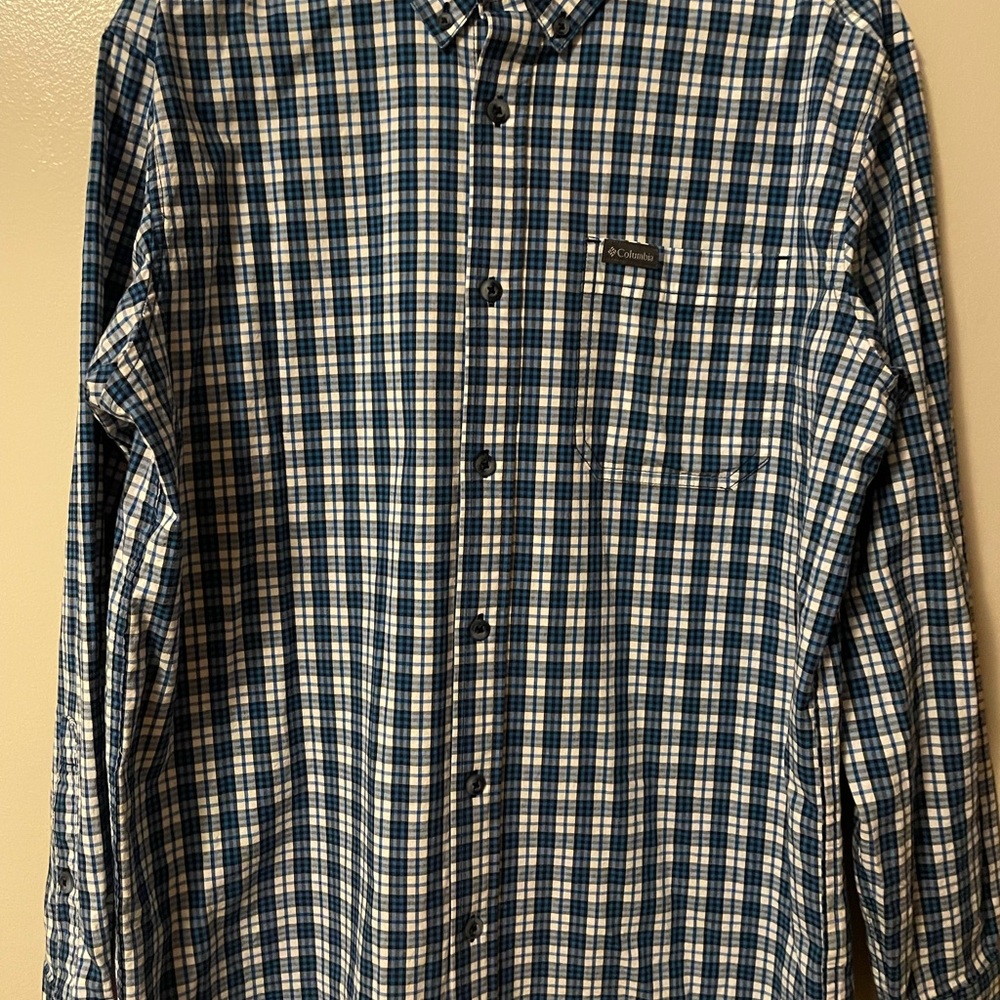 Columbia Button Front Shirt w/Pocket